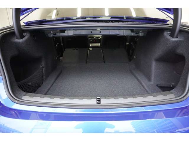 ＢＭＷ ３シリーズ ３２０ｉ　Ｍスポーツ R6年 (近畿) 99