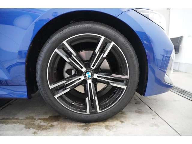 ＢＭＷ ３シリーズ ３２０ｉ　Ｍスポーツ R6年 (近畿) 99