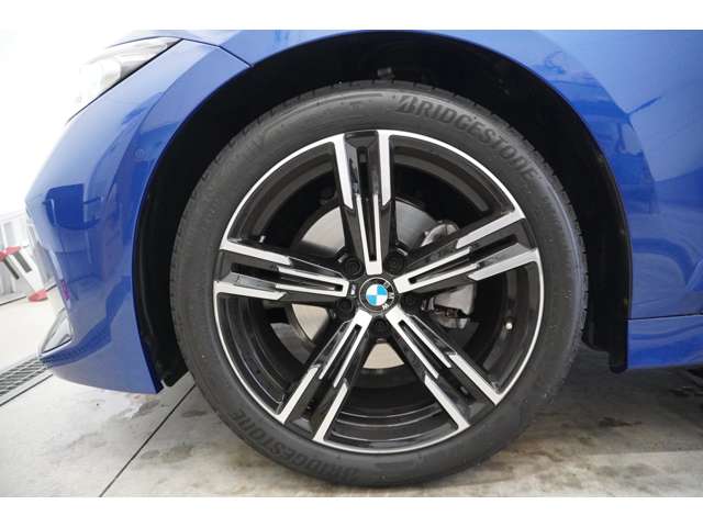 ＢＭＷ ３シリーズ ３２０ｉ　Ｍスポーツ R6年 (近畿) 99