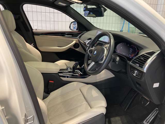 ＢＭＷ Ｘ４ Ｘドライブ２０Ｄ Ｍスポーツ ディーゼルターボ ４ＷＤ R3年 (近畿) 99