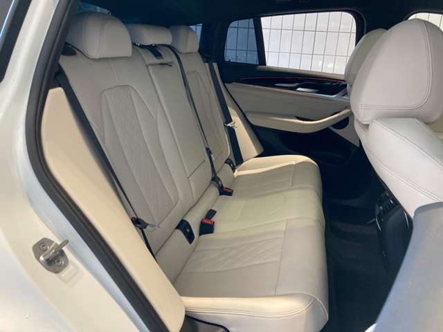 ＢＭＷ Ｘ４ Ｘドライブ２０Ｄ Ｍスポーツ ディーゼルターボ ４ＷＤ R3年 (近畿) 99