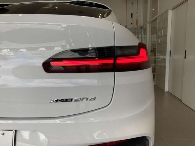 ＢＭＷ Ｘ４ Ｘドライブ２０Ｄ Ｍスポーツ ディーゼルターボ ４ＷＤ R3年 (近畿) 99