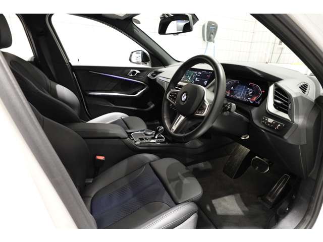 ＢＭＷ １シリーズ １１８Ｄ Ｍスポーツ ディーゼルターボ R6年 (近畿) 99