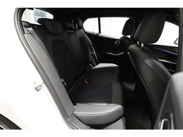 ＢＭＷ １シリーズ １１８Ｄ Ｍスポーツ ディーゼルターボ R6年 (近畿) 99