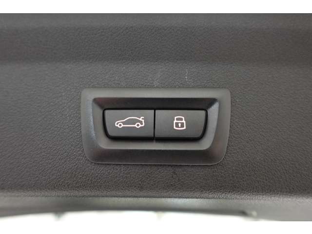 ＢＭＷ １シリーズ １１８Ｄ Ｍスポーツ ディーゼルターボ R6年 (近畿) 99