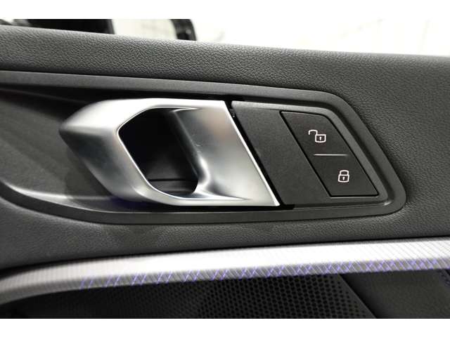 ＢＭＷ １シリーズ １１８Ｄ Ｍスポーツ ディーゼルターボ R6年 (近畿) 99