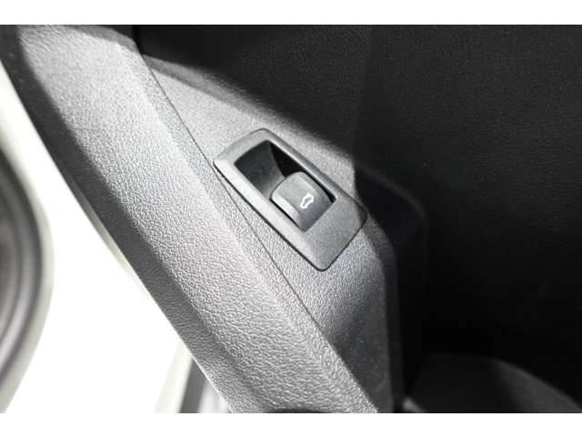 ＢＭＷ １シリーズ １１８Ｄ Ｍスポーツ ディーゼルターボ R6年 (近畿) 99