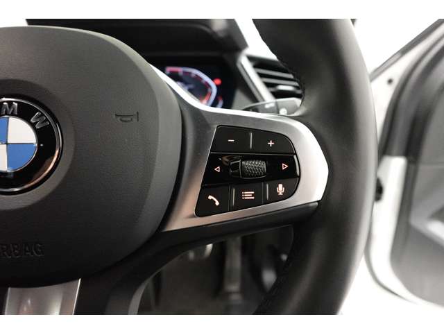 ＢＭＷ １シリーズ １１８Ｄ Ｍスポーツ ディーゼルターボ R6年 (近畿) 99