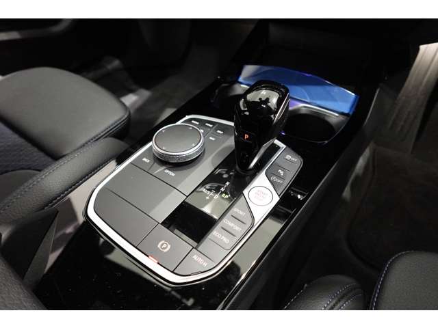 ＢＭＷ １シリーズ １１８Ｄ Ｍスポーツ ディーゼルターボ R6年 (近畿) 99