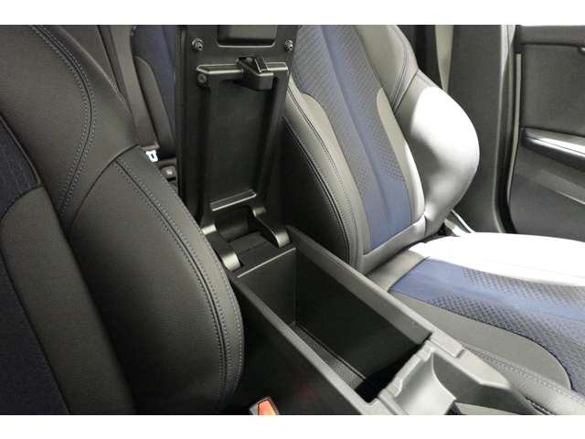 ＢＭＷ １シリーズ １１８Ｄ Ｍスポーツ ディーゼルターボ R6年 (近畿) 99