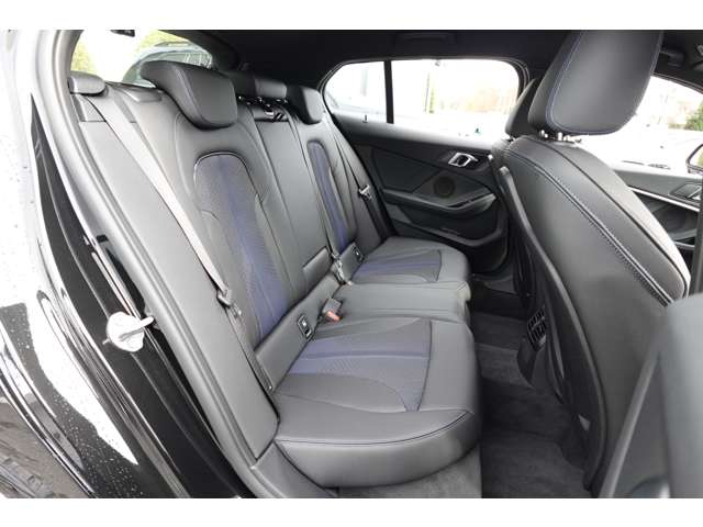 ＢＭＷ １シリーズ １１８Ｄ Ｍスポーツ ディーゼルターボ R6年 (近畿) 99