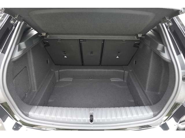 ＢＭＷ １シリーズ １１８Ｄ Ｍスポーツ ディーゼルターボ R6年 (近畿) 99