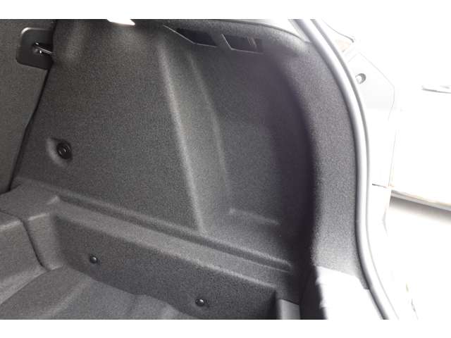 ＢＭＷ １シリーズ １１８Ｄ Ｍスポーツ ディーゼルターボ R6年 (近畿) 99