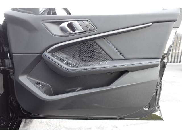 ＢＭＷ １シリーズ １１８Ｄ Ｍスポーツ ディーゼルターボ R6年 (近畿) 99