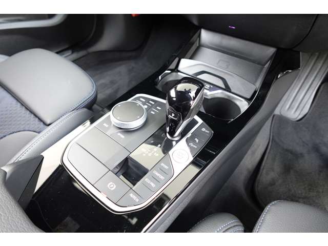 ＢＭＷ １シリーズ １１８Ｄ Ｍスポーツ ディーゼルターボ R6年 (近畿) 99