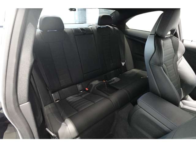 ＢＭＷ ２シリーズ Ｍ２４０Ｉ Ｘドライブ ４ＷＤ R6年 (近畿) 99