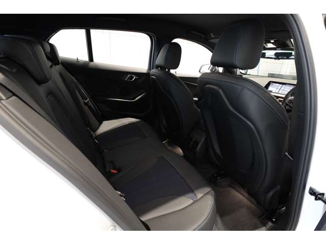 ＢＭＷ １シリーズ １１８Ｄ Ｍスポーツ ディーゼルターボ R6年 (近畿) 99