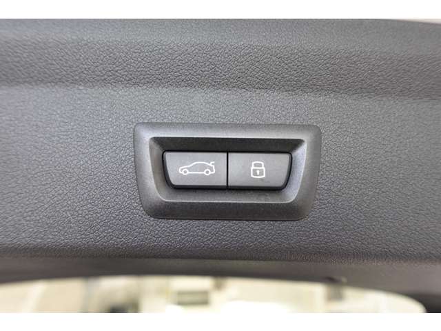 ＢＭＷ １シリーズ １１８Ｄ Ｍスポーツ ディーゼルターボ R6年 (近畿) 99