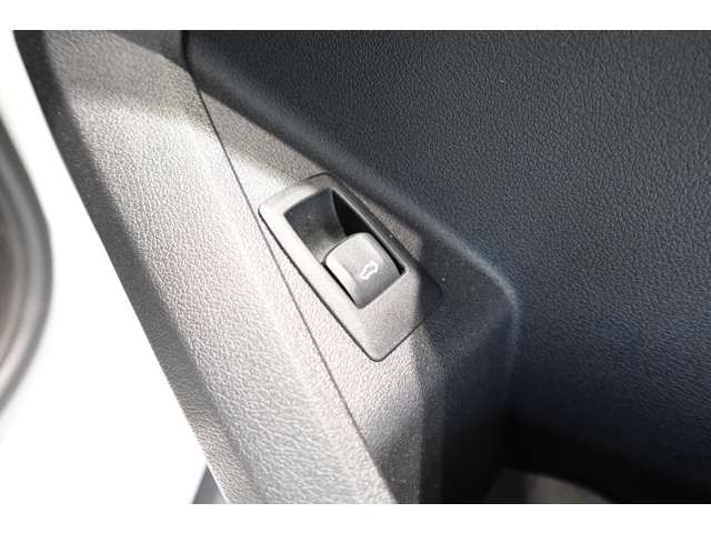 ＢＭＷ １シリーズ １１８Ｄ Ｍスポーツ ディーゼルターボ R6年 (近畿) 99