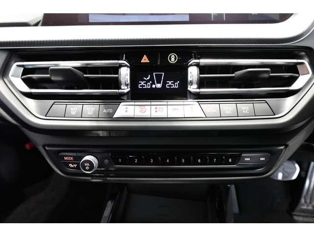 ＢＭＷ １シリーズ １１８Ｄ Ｍスポーツ ディーゼルターボ R6年 (近畿) 99