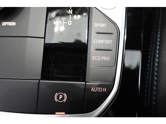 ＢＭＷ １シリーズ １１８Ｄ Ｍスポーツ ディーゼルターボ R6年 (近畿) 99