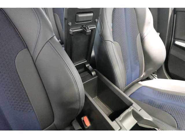 ＢＭＷ １シリーズ １１８Ｄ Ｍスポーツ ディーゼルターボ R6年 (近畿) 99