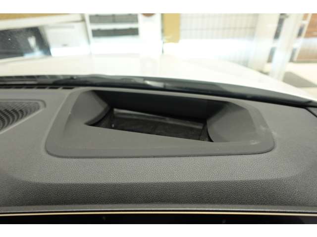 ＢＭＷ ３シリーズ ３２０ｉ　Ｍスポーツ R6年 (近畿) 99