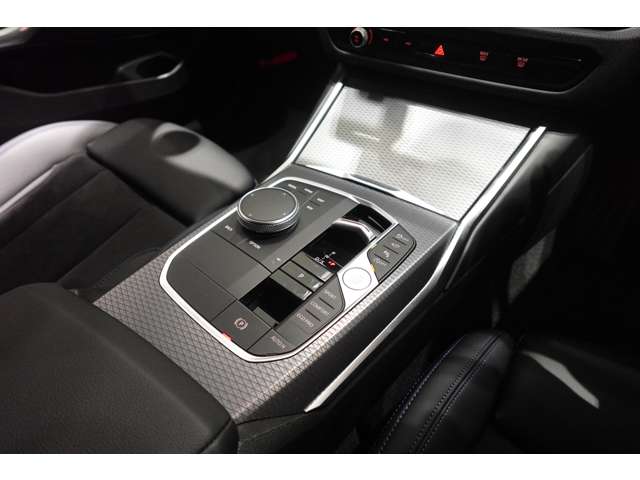 ＢＭＷ ３シリーズ ３２０ｉ　Ｍスポーツ R6年 (近畿) 99