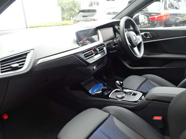 ＢＭＷ １シリーズ １１８Ｉ Ｍスポーツ ＤＣＴ R6年 (近畿) 99