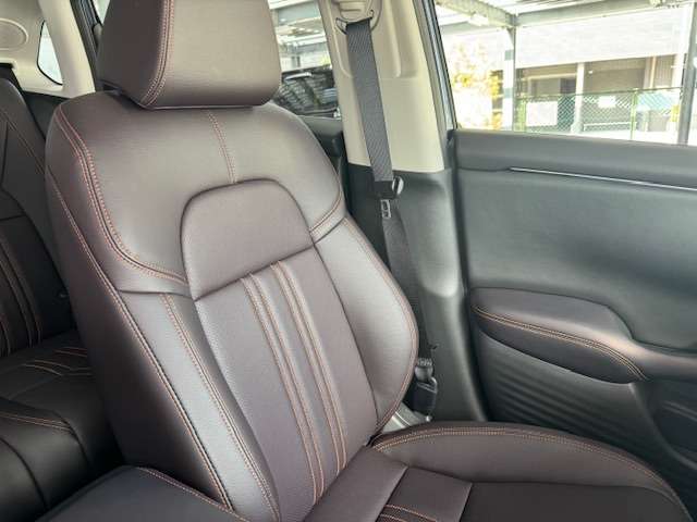 ホンダ ＺＲ－Ｖ ２．０ Ｅ：ＨＥＶ Ｚ ４ＷＤ R5年 (近畿) 99