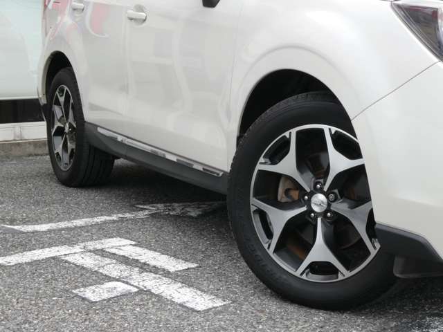 スバル フォレスター ２．０ＸＴ アイサイト ４ＷＤ H25年 (関東) 99