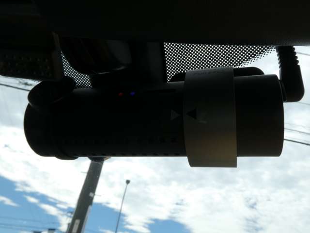 スバル フォレスター ２．０ＸＴ アイサイト ４ＷＤ H25年 (関東) 99