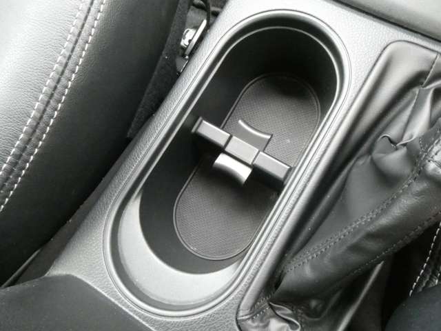 スバル フォレスター ２．０ＸＴ アイサイト ４ＷＤ H25年 (関東) 99