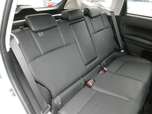 スバル フォレスター ２．０ＸＴ アイサイト ４ＷＤ H25年 (関東) 99