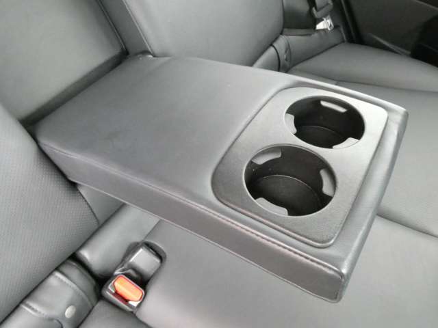 スバル フォレスター ２．０ＸＴ アイサイト ４ＷＤ H25年 (関東) 99