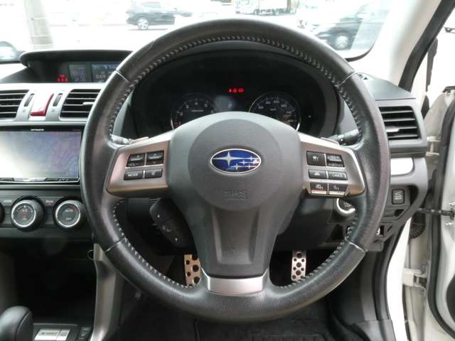 スバル フォレスター ２．０ＸＴ アイサイト ４ＷＤ H25年 (関東) 99
