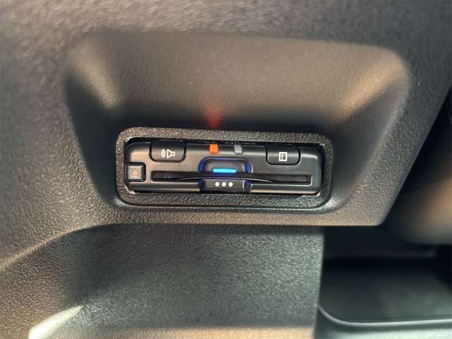 ホンダ Ｎ　ＢＯＸ カスタム ６６０ ターボ R6年 (近畿) 99