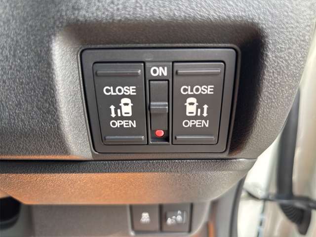 ホンダ Ｎ　ＢＯＸ カスタム ６６０ ターボ R6年 (近畿) 99