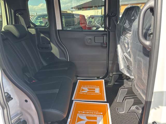 ホンダ Ｎ　ＢＯＸ カスタム ６６０ ターボ R6年 (近畿) 99