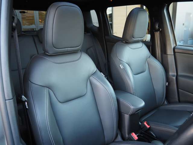 ジープ レネゲード ８０ｔｈアニバーサリーエディション R3年 (近畿) 99