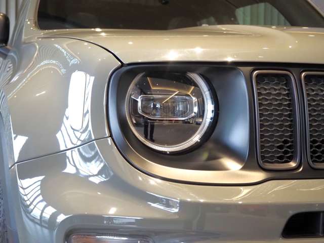 ジープ レネゲード ８０ｔｈアニバーサリーエディション R3年 (近畿) 99