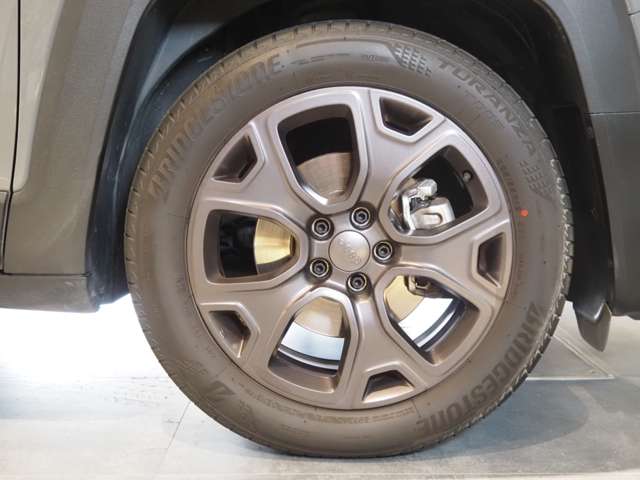 ジープ レネゲード ８０ｔｈアニバーサリーエディション R3年 (近畿) 99