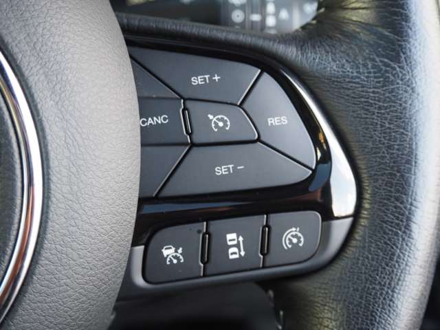 ジープ レネゲード ８０ｔｈアニバーサリーエディション R3年 (近畿) 99