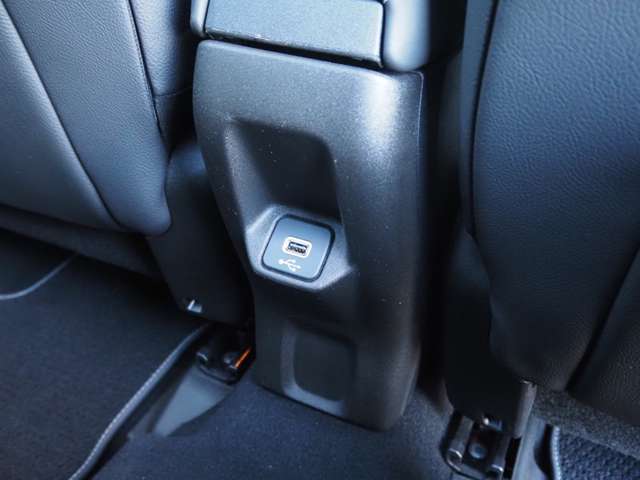 ジープ レネゲード ８０ｔｈアニバーサリーエディション R3年 (近畿) 99