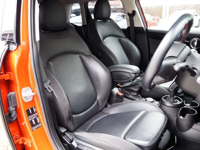 ミニ ミニ クーパー ５ドア ＤＣＴ H30年 (近畿) 99