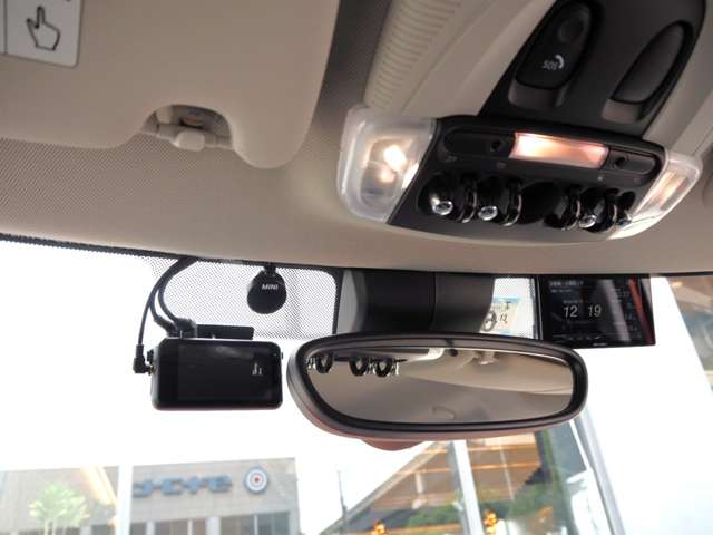 ミニ ミニ クーパー ５ドア ＤＣＴ H30年 (近畿) 99