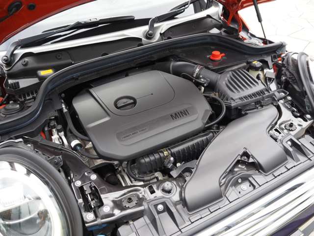 ミニ ミニ クーパー ５ドア ＤＣＴ H30年 (近畿) 99