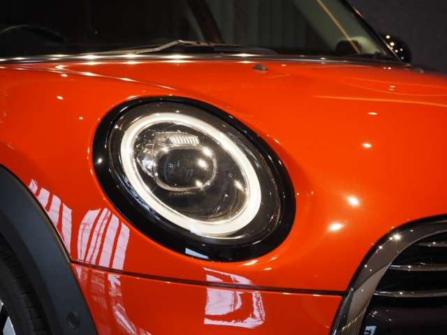 ミニ ミニ クーパー ５ドア ＤＣＴ H30年 (近畿) 99