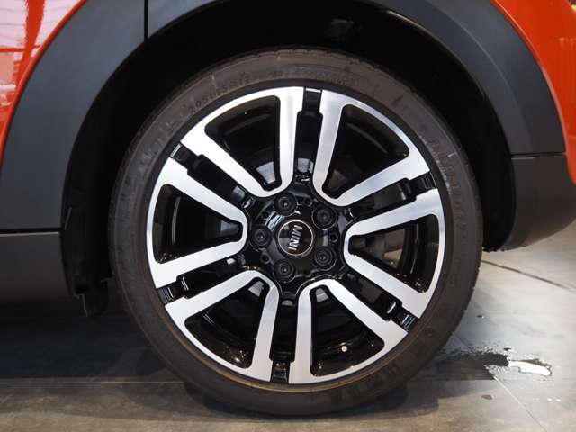 ミニ ミニ クーパー ５ドア ＤＣＴ H30年 (近畿) 99