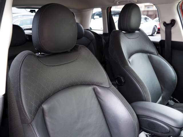 ミニ ミニ クーパー ５ドア ＤＣＴ H30年 (近畿) 99